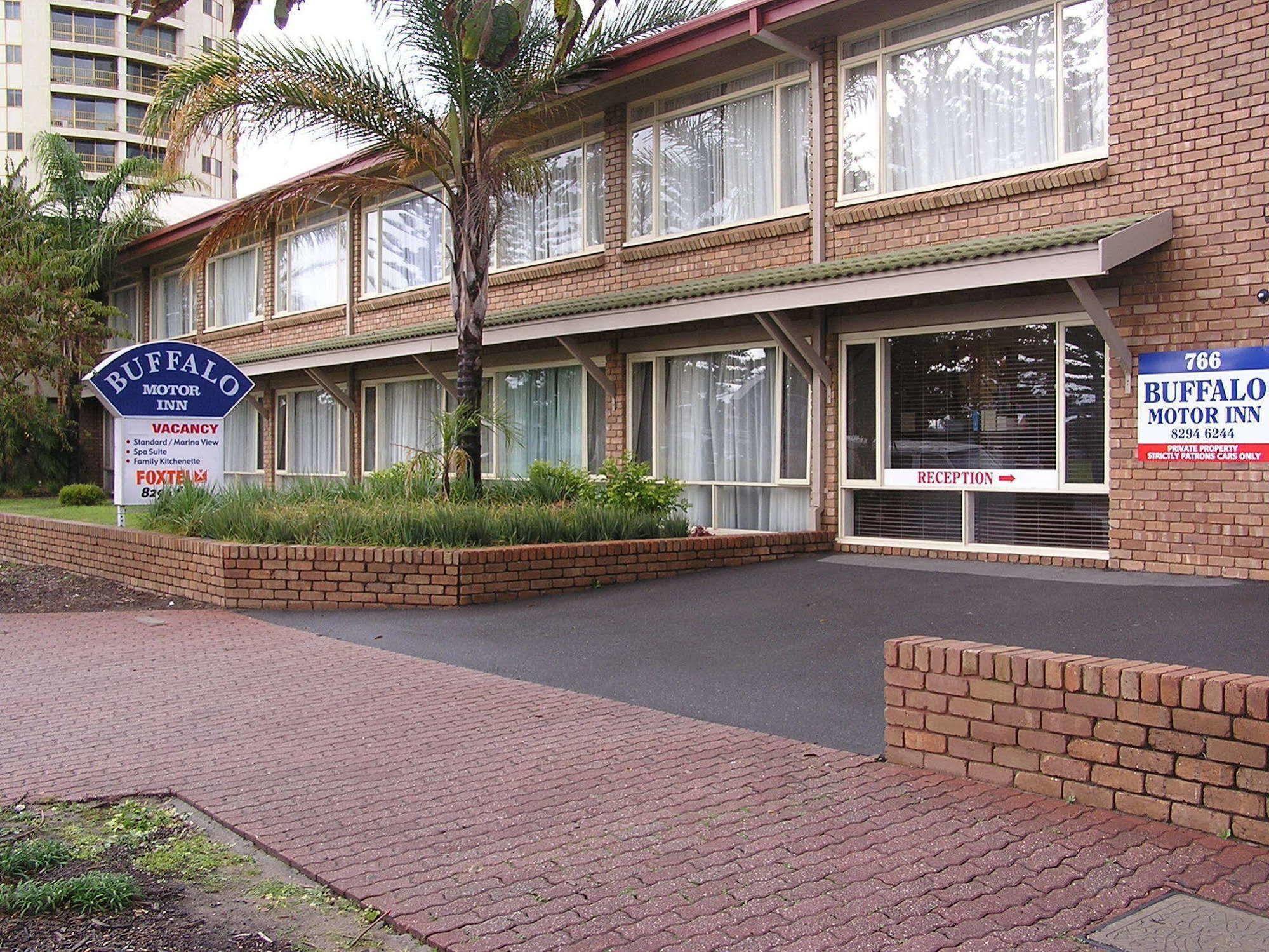 Econo Lodge Dockside Glenelg Adelaide Exterior foto
